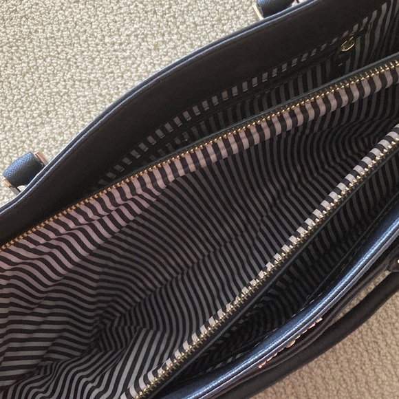 Kate Spade Large Black Tote Bag Multi Compartments Zip Top Closure Laptop EUC - Picture 8 of 12